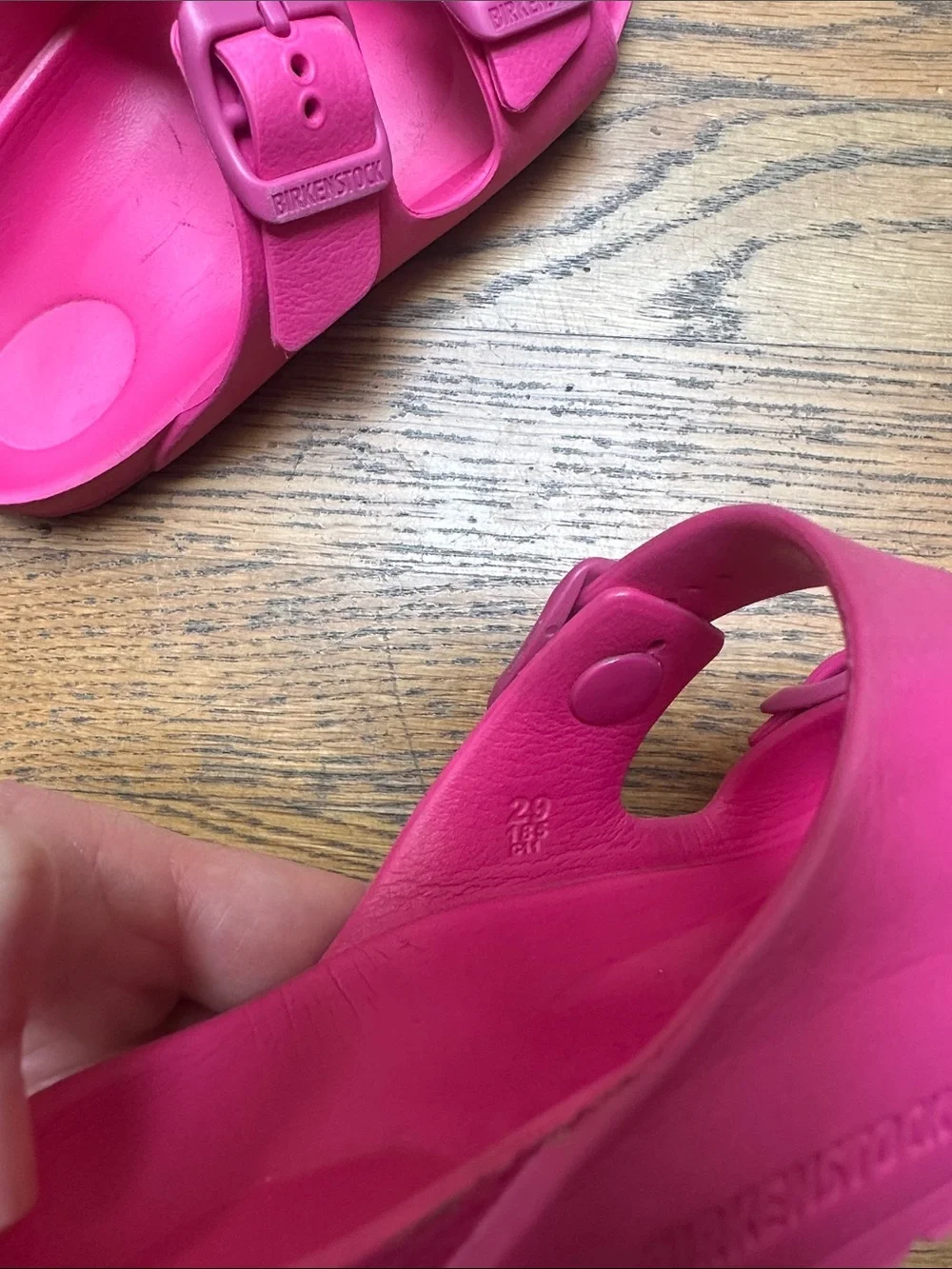 Girls Birkenstock pink sandals